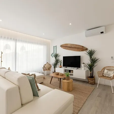Consolacao Surf & Pool Terrace * 아토우기아다발레이아
